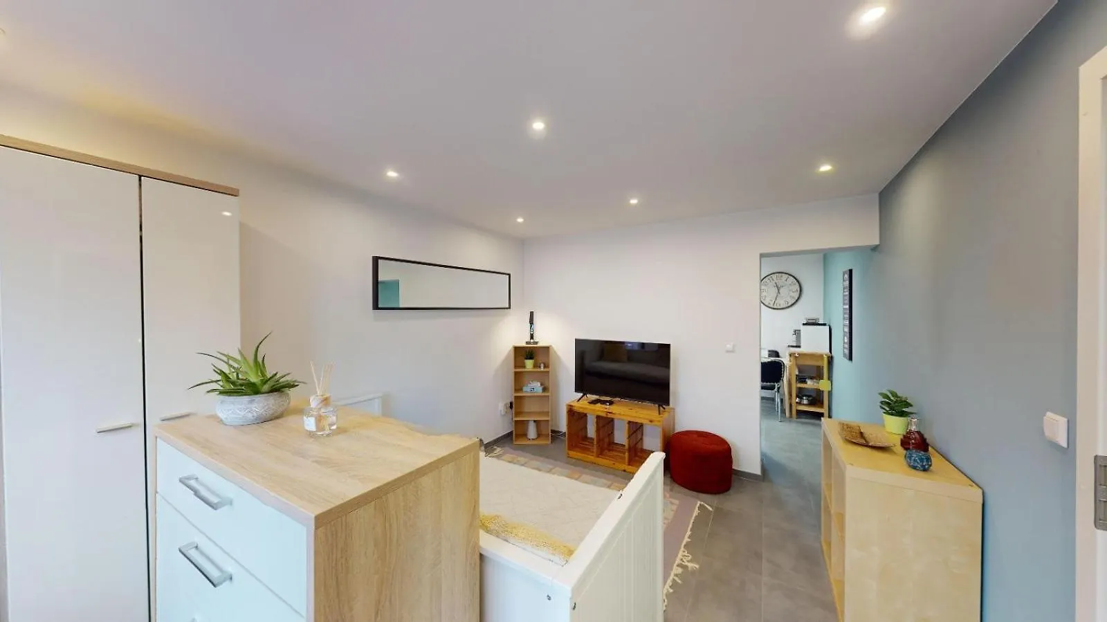 Appartement Serenity Entree Privee Au Calme Jardin Bertrange 0*,