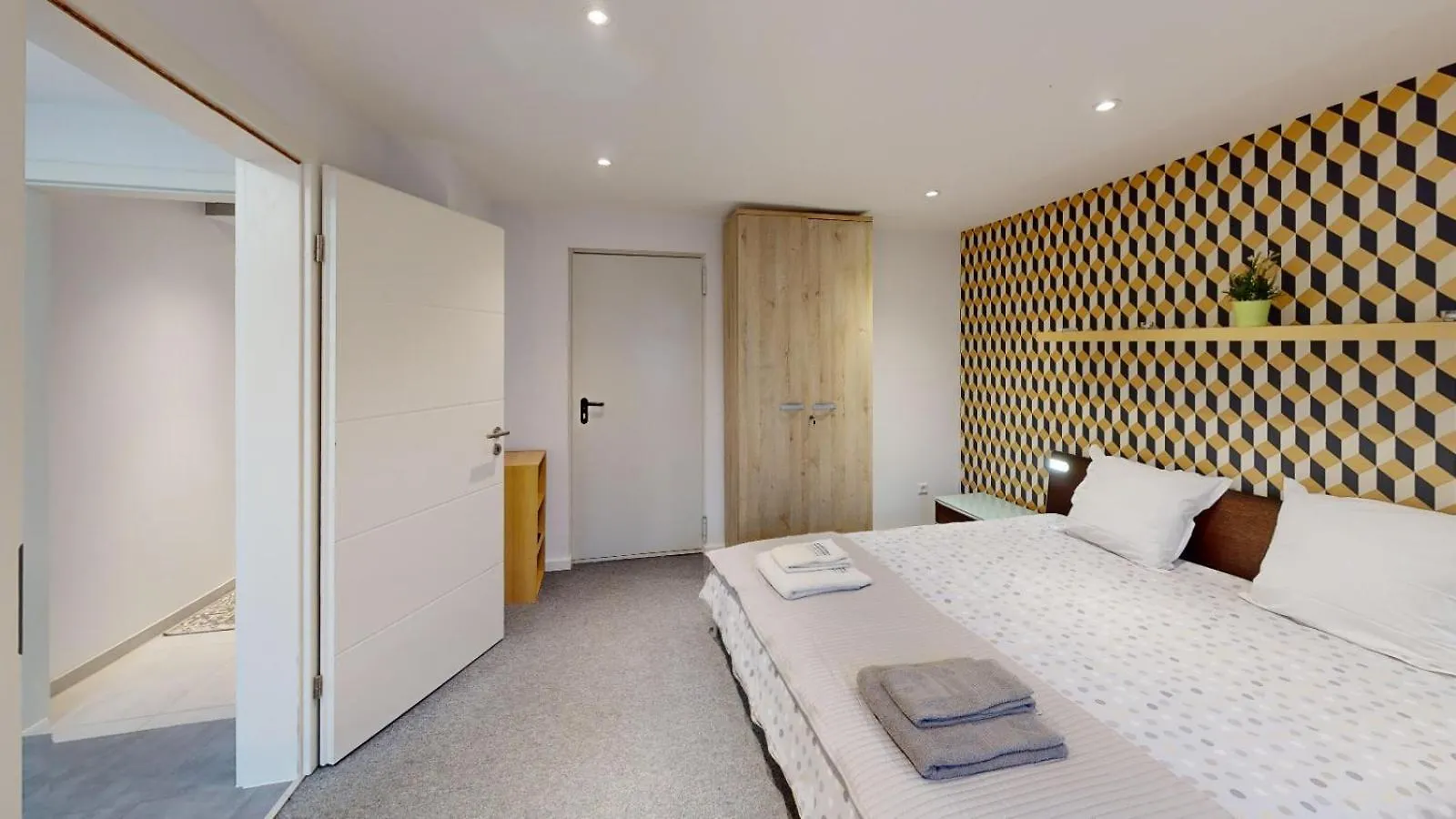 Appartement Serenity Entree Privee Au Calme Jardin Bertrange